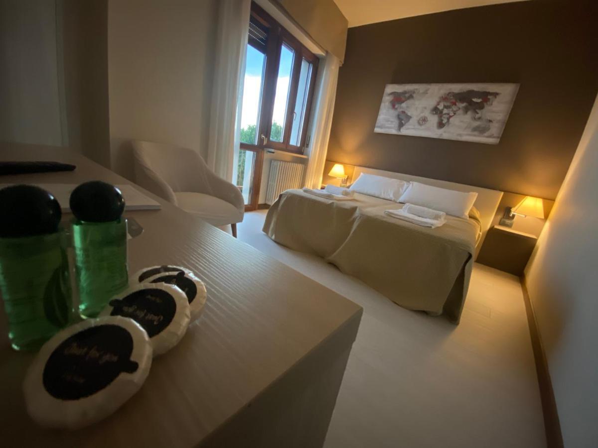 Hotel Lido Bollengo 외부 사진